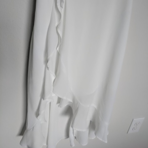 Forever 21- White Dress - Picture 4 of 7